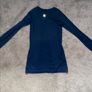 Swiftly tech long sleeve navy blue